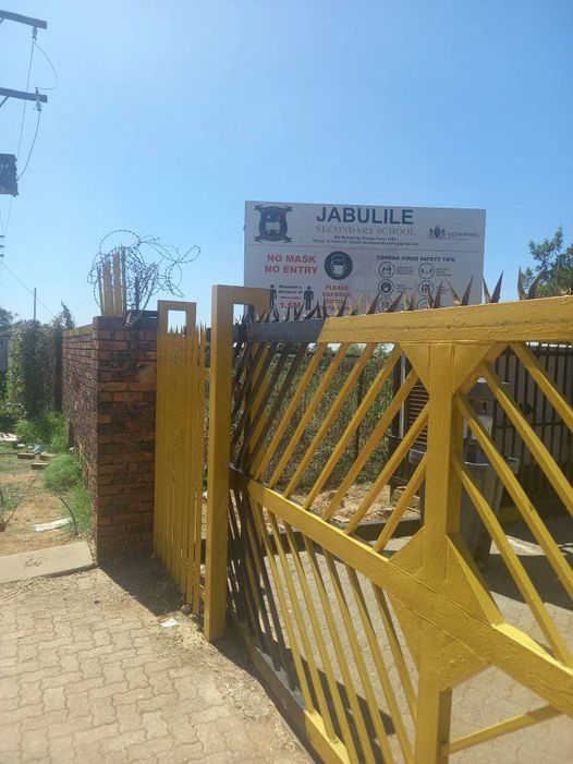 Gatvol Orange Farm learners shutdown schools in protest over furniture