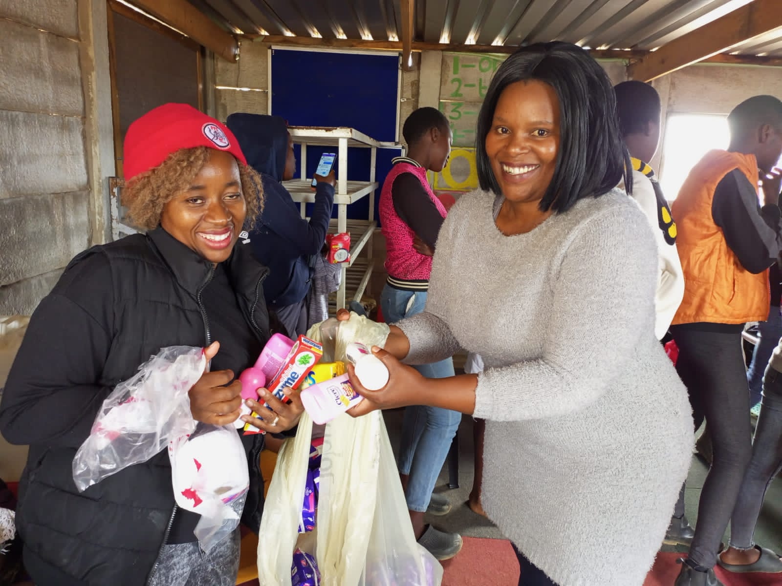 Deep South and Esididi Projects put smiles on childrens’ faces in Tjovitjo