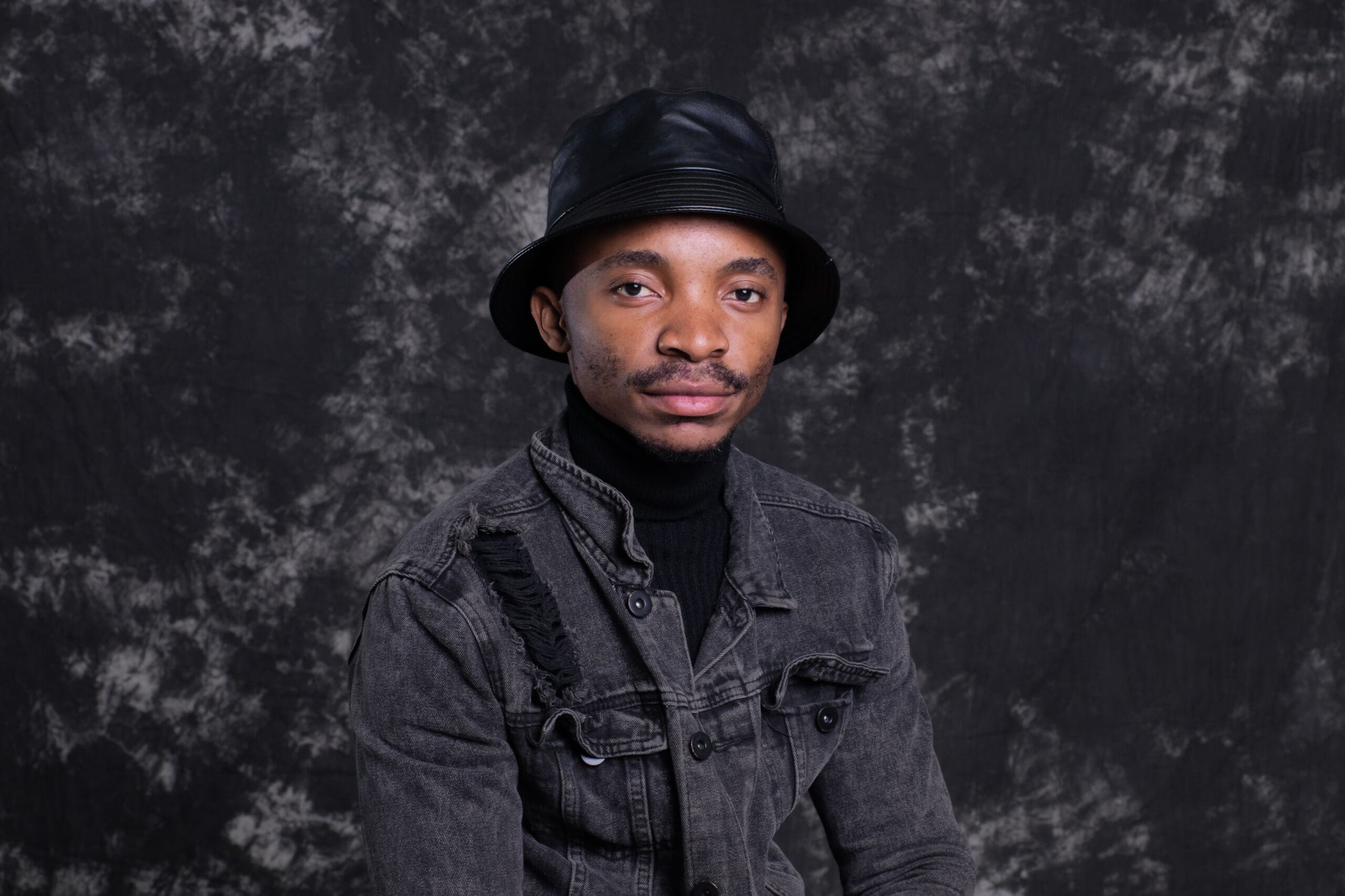 Orange Farm’s Maphanga receives Unsung Heroes award