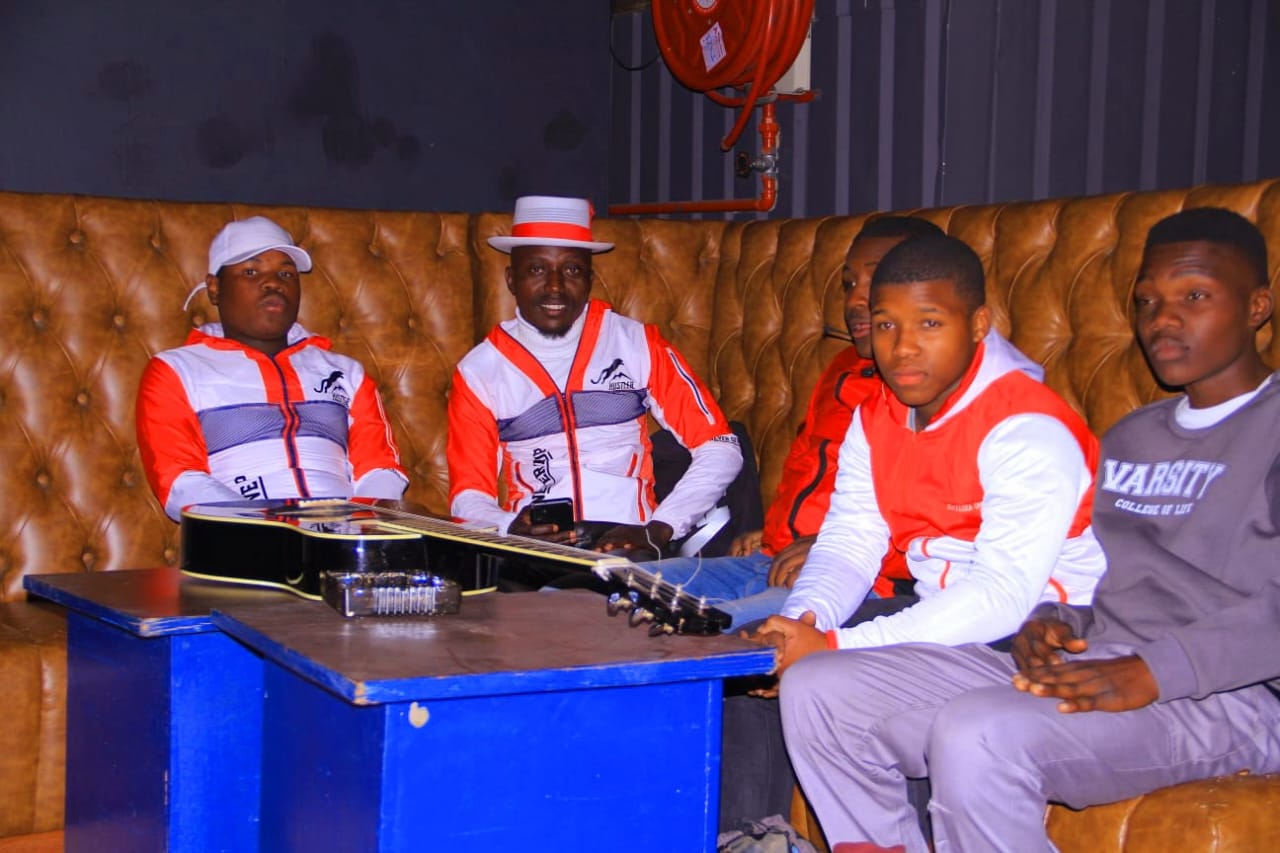 U-Nongoloza Omnyama ubuye ngenkani