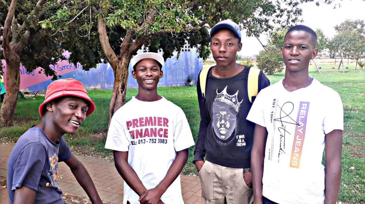 Ghetto Dreams gives back with Thanksgiving event to support those in need